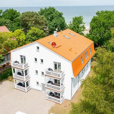 Strandvilla Meeresblick 01 * Boltenhagen